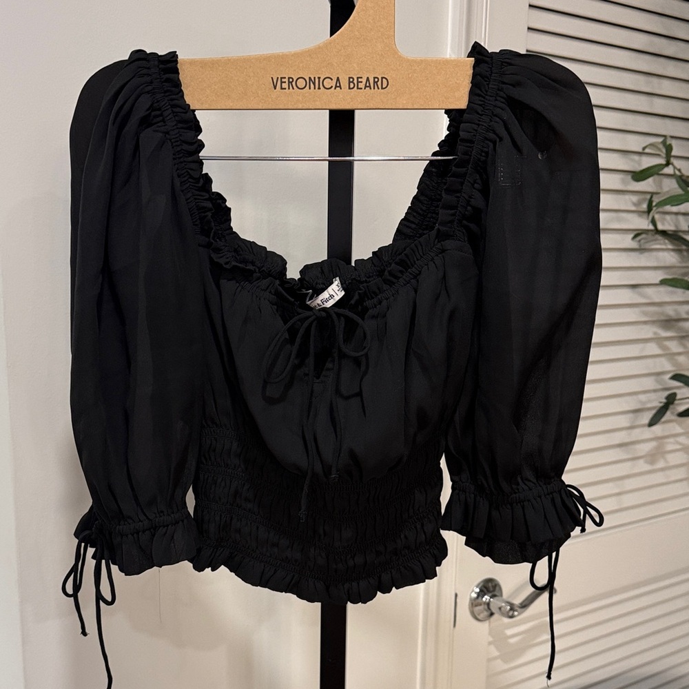 Abercrombie & Fitch Black Cropped Puff Sleeve Top